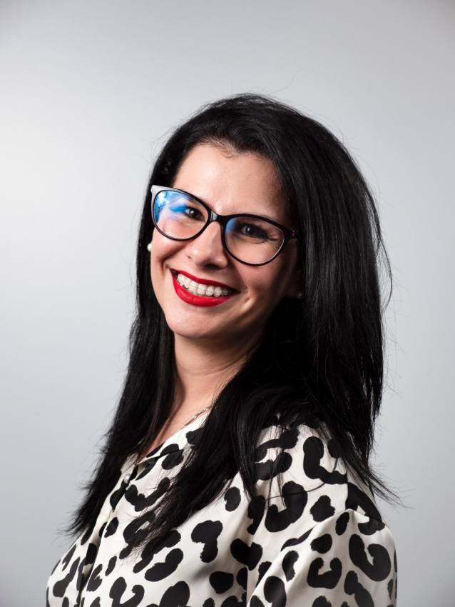 Ana-Maria Sabie. Educația este cel mai puternic instrument cu ajutorul căruia atât oamenii, cât și societatea se pot dezvolta 3 ana sabie - Ana-Maria Sabie. Educația este cel mai puternic instrument cu ajutorul căruia atât oamenii, cât și societatea se pot dezvolta