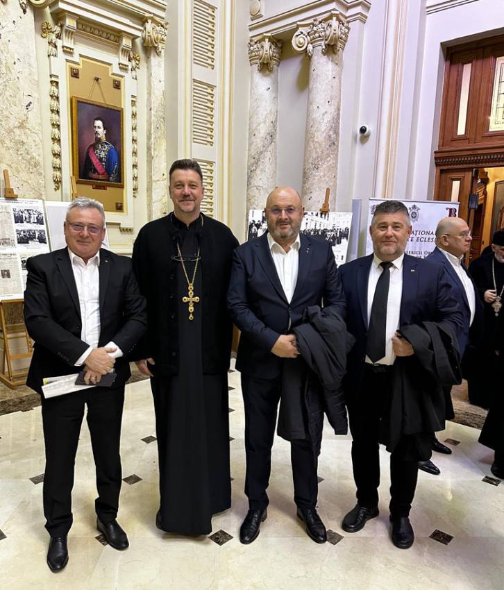 Ion Mînzînă: ”Să nu mai ascultăm la nevrednicile vorbe aruncate de tot felul de smintiți care iau cuvântul Domnului în deșert!” 2 Sursă foto: FB Ion Minzina.