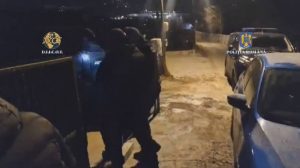 fddggdfsfd - (Video) Arestați preventiv pentru trafic de minori. Victima, o fată de 15 ani!
