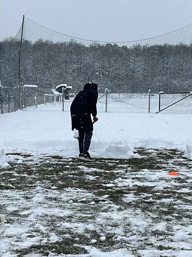 Concurs și solidaritate! FC Argeș chemă vulturii la deszăpezire 2 deszăpezire fc arges