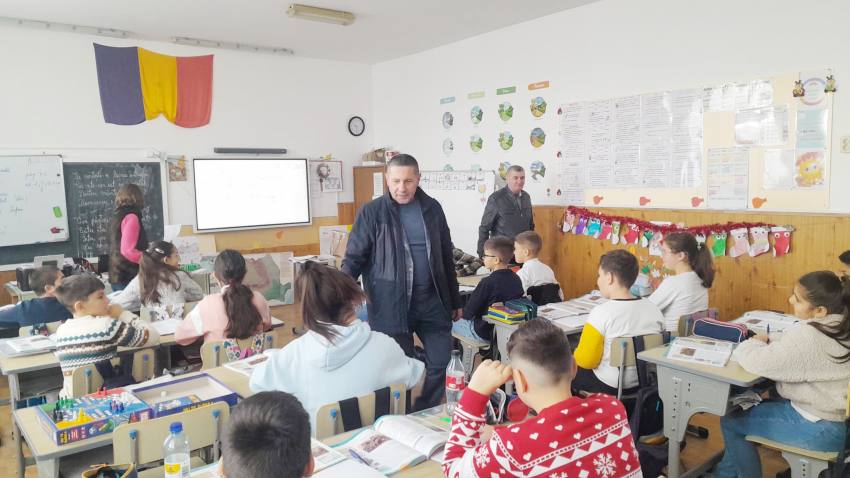 dan stroe elevi Bradu dan stroe elevi Bradu