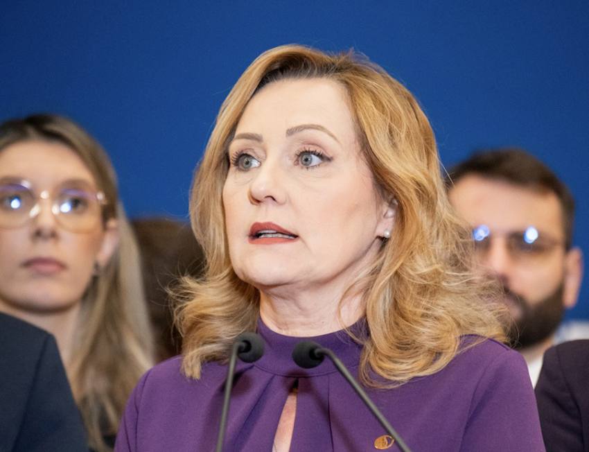 Sursă foto: FB Elena Lasconi