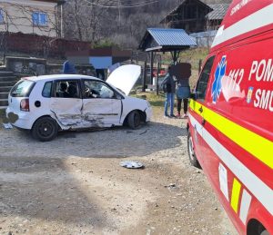 Accident rutier în comuna Corbi! Victimă transportată la spital 1 accident masini Argeș