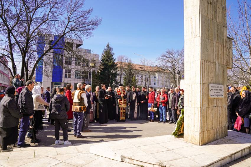 arhiepiscop 1 pitesti inchisoare Sursă foto: FB Arhiepiscopia Argeşului şi Muscelului, foto credit: Cristian Gheorghe.