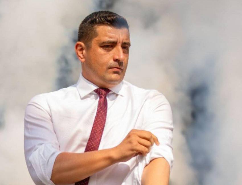 Sursă foto: FB George simion