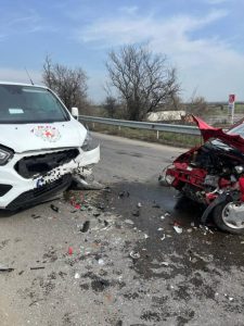 Impact violent la intrare pe A1! Șofer de 80 de ani-transportat la spital 1 Imagine WhatsApp 2025 03 12 la 11.36.51 8ac21d9b 1068x1424 1 - Impact violent la intrare pe A1! Șofer de 80 de ani-transportat la spital