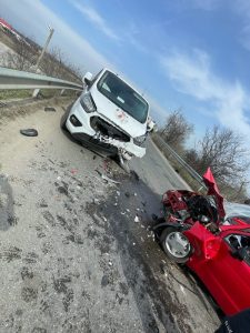 Impact violent la intrare pe A1! Șofer de 80 de ani-transportat la spital 2 Imagine WhatsApp 2025 03 12 la 11.36.53 4b92a407 1068x1424 1 - Impact violent la intrare pe A1! Șofer de 80 de ani-transportat la spital