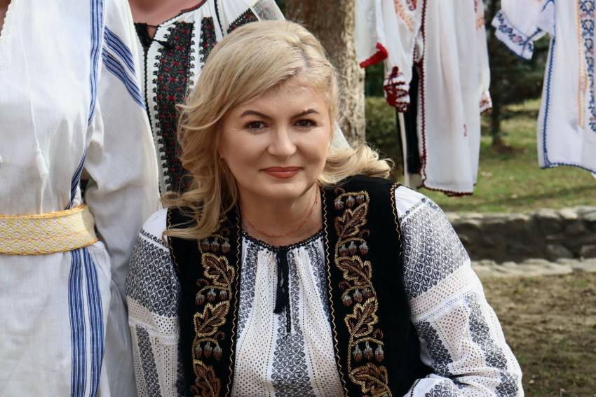 Argentina Culcuș. Feminitatea nu este legată doar de modul în care arăți, ci și de atitudine și vulnerabilitate 1 Argentina Culcus 4 - Argentina Culcuș. Feminitatea nu este legată doar de modul în care arăți, ci și de atitudine și vulnerabilitate