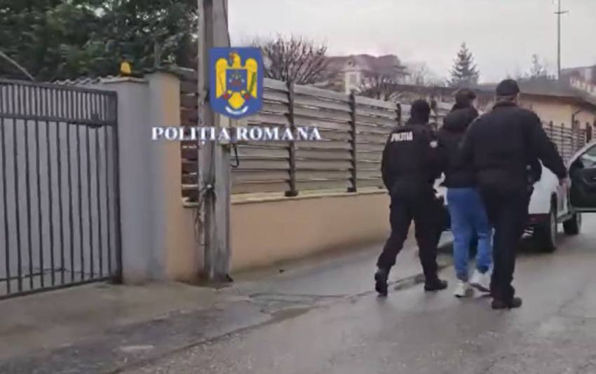 perchezitii Pitesti retinut