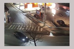 (VIDEO) Șocant! Drifturi, distrugeri și teribilism criminal pe străzile din Costești! 1 drifturi la Costești!