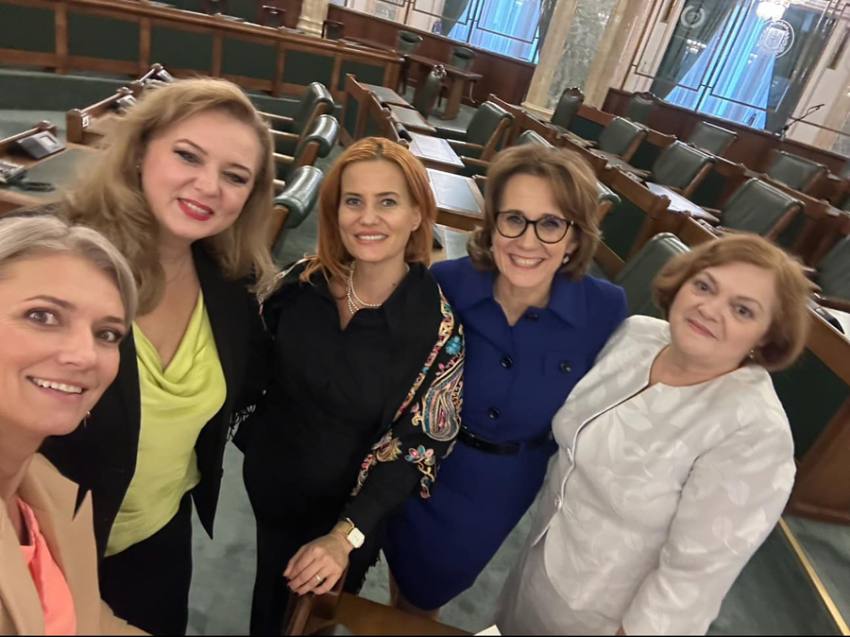 alina gorghiu parlament femei Sursă foto: FB Alina Gorghiu