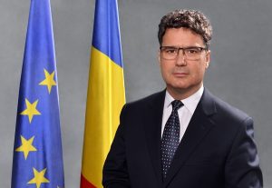 214697328 359363262238053 6012068233093713633 n - Rectorul SNSPA, Remus Pricopie, anunță că și-a depus candidatura la președinție, însă fără semnături