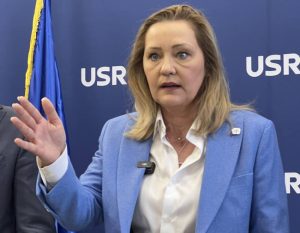 Elena Lasconi: ”Jurnaliștii au nevoie să fie protejați, încurajați în demersurile lor curajoase, nu filați, speriați, intimidați” 1 Sursă foto: AV anchetaonline