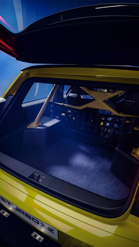 Producție limitată. Renault 5 Turbo 3E, legenda revine sub forma primului "mini-supercar" electric 3 Sursă foto: RENAULT
