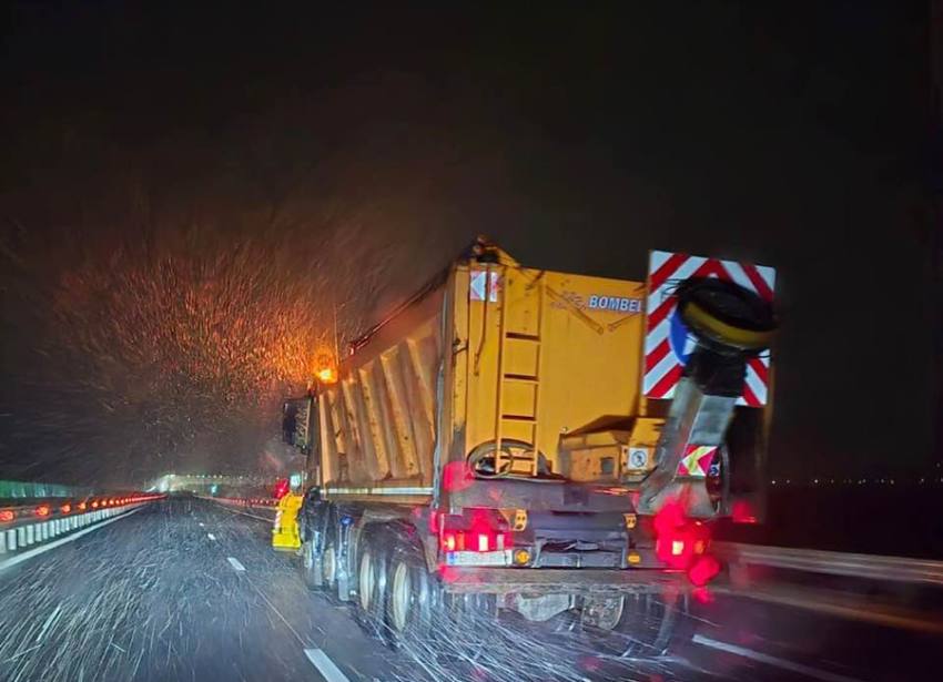 În miez de noapte, prefectul de Argeș s-a dus în control: ”Am vrut să mă asigur că angajații sunt la muncă” 3 Sursă foto: FB Institutia Prefectului - Judetul Arges