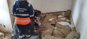 Pitești. Focar de infecție în casa unei foste profesoare! 10 c9b87600 d039 4b77 bf74 c35f227cf5c6 - Pitești. Focar de infecție în casa unei foste profesoare!