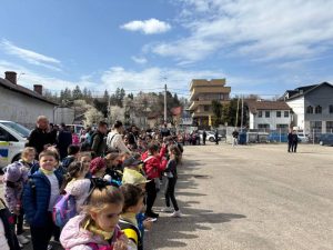 3c9a17eb a90b 429d bc57 a5c7d00a04c1 - Avansări în grad și porți deschise la IPJ Argeș de Ziua Poliției