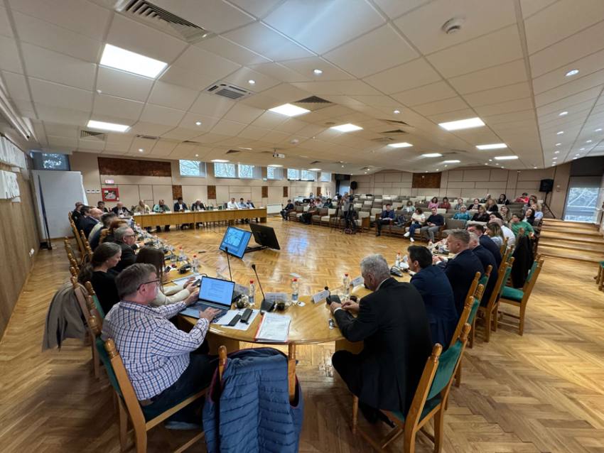 A fost aprobat bugetul Argeșului pe 2025. Aici sunt banii dumneavoastră! 1 Sursă foto: FB CJ Arges.