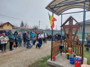 În duminica a 3 din Postul Mare. S-a desfășurat tradiționala procesiune de la Sfânta Cruce din Costești 1 Sursă foto: FB Arhiepiscopia Argeșului și Muscelului.