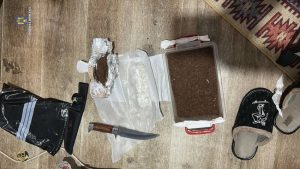 670608af bd40 4911 a18f ccfb69749aad - A încercat să fugă de polițiști în timpul percheziției! Tânăr de 25 de ani reținut pentru trafic de droguri!