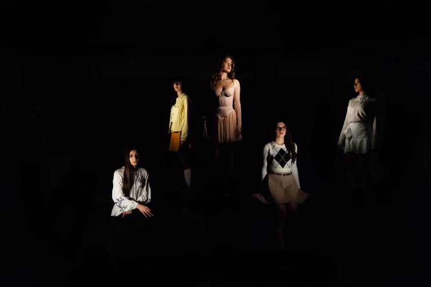 Trupa ”Ad-Hoc” vă invită la teatru. Miercuri are loc premiera piesei ”Desteptarea primaverii”! 4 Sursă foto: Teatru Ad-Hoc.