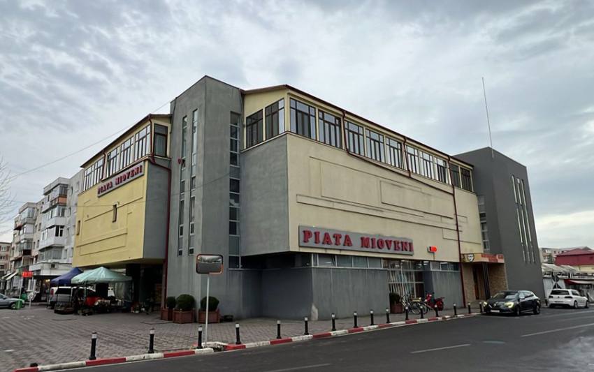piata dacia mioveni 4 Sursă foto: FB Primrăia Orașului Mioveni.