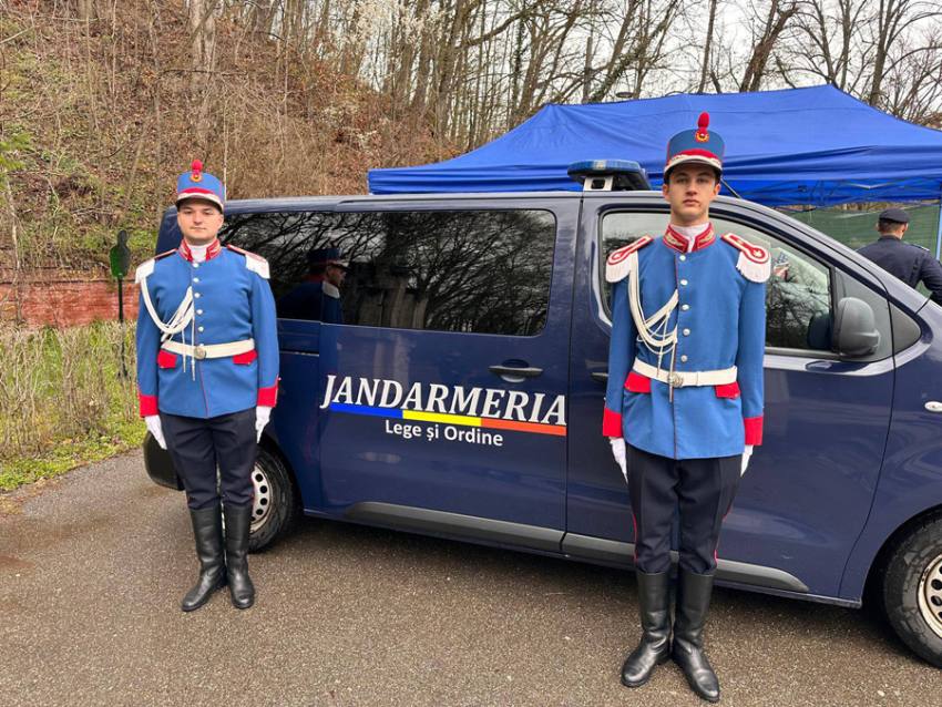 Ziua Jandarmeriei Române, sărbătorită în Parcul Trivale! 5 Sursă foto: FB Primăria Municipiului Pitesti