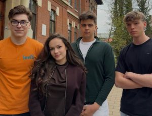 DSD Vision - DSD Vision. COLEGIUL NAȚIONAL "Ion.C. Brătianu" Pitești