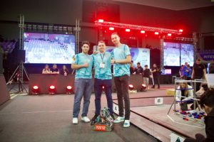 ThinkBox Evo - ThinkBox Evo. Colegiul Național „Zinca Golescu” Pitești