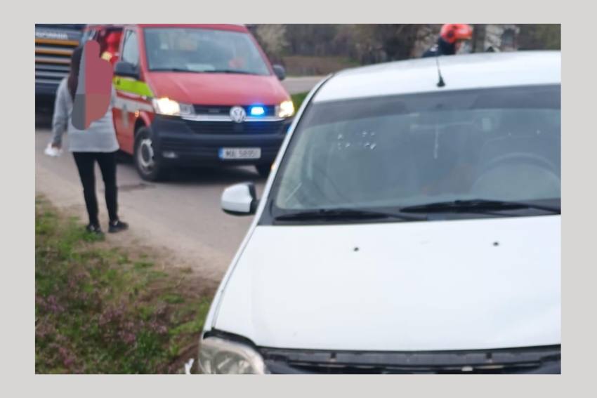 accident autoturism pompieri accident autoturism pompieri
