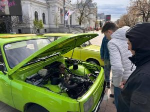 „Retroparada Primăverii”: Zeci de mașini de colecție au încântat piteștenii 9 488683196 1603377266998979 4779625830319952602 n - „Retroparada Primăverii”: Zeci de mașini de colecție au încântat piteștenii