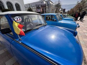 488909799 1603377270332312 2701729843265048940 n - „Retroparada Primăverii”: Zeci de mașini de colecție au încântat piteștenii