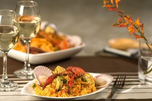 5048079e b320 4fe3 bcd1 32dc7298ed33 - Sărbătorește Floriile la Ramada! Meniuri superdelicioase cu produse din pește