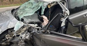 Accident cu 2 victime pe DN 7! Unul dintre șoferi ar fi adormit la volan 2 81129d37 9e7a 4f20 8881 8c47a83ed8d3 - Accident cu 2 victime pe DN 7! Unul dintre șoferi ar fi adormit la volan