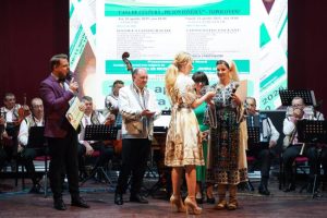 Marelui Premiu al Festivalului-concurs național „Tita Bărbulescu” merge la Gorj 1 Sursă foto: FB ADrian Dumitru Bughiu.