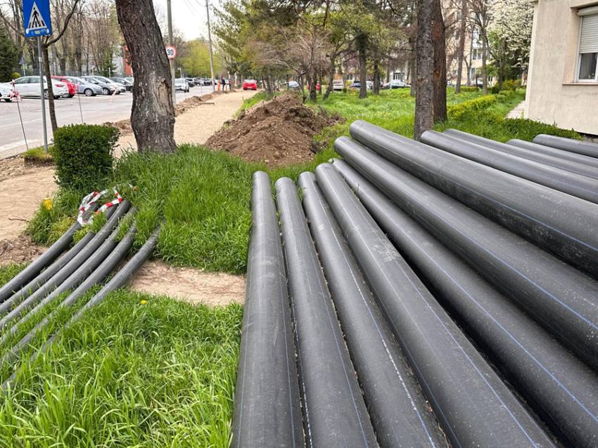 Atenție, cetățeni! Se lucrează pe strada Tineretului din cartierul Craiovei 8 Sursă foto: Primăria Municipiului Pitești.