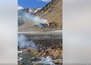 (VIDEO) Incendiu de vegetație pe Transfăgărășan 1 cats 1 - (VIDEO) Incendiu de vegetație pe Transfăgărășan