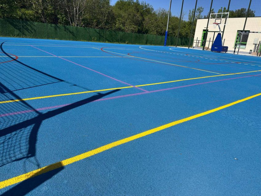 Două proiecte sportive finalizate în Pitești cu fonduri CNI: sală de sport și bază sportivă pentru tineri și elevi 3 Sursă foto: FB Cristian Gentea