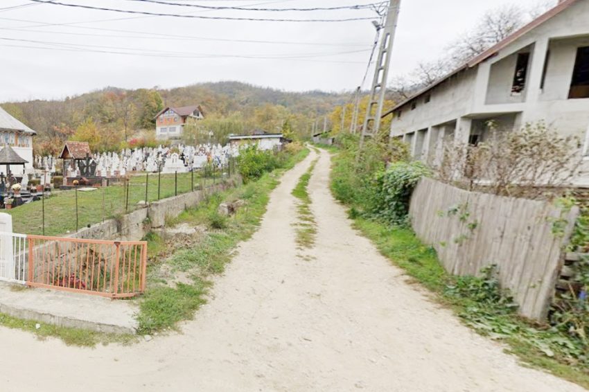 COŞEŞTI. Se pregăteşte asfaltarea străzilor Dădăii şi Valea Popilor 2 str valea dadaii Cosesti - COŞEŞTI. Se pregăteşte asfaltarea străzilor Dădăii şi Valea Popilor