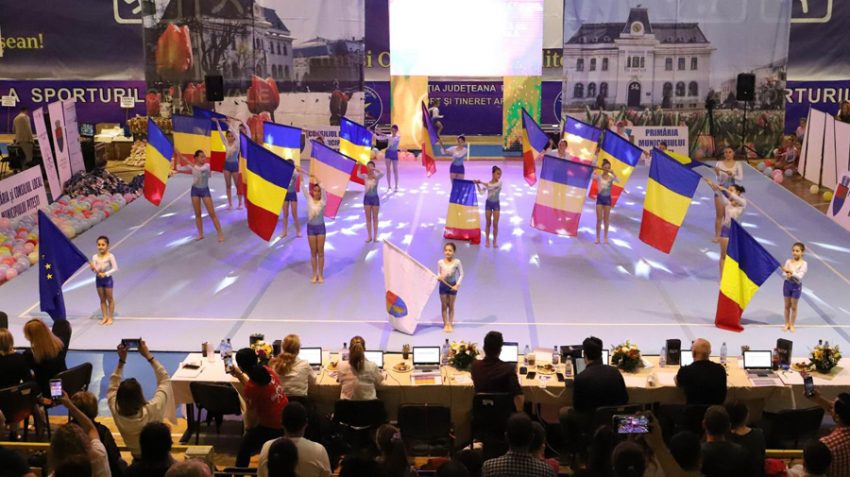 Tricolorul a strălucit la Sala Sporturilor din Pitești! „Cupa Pitești” a revenit sportivelor argeșene 5 Sursă foto: FB Primăria Municipiului Pitești.