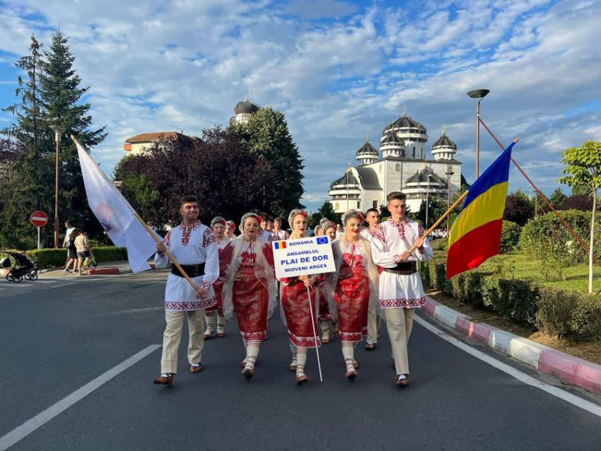 Mioveni, capitala portului popular românesc – drumul spre Cartea Recordurilor 2 Sursă foto: FB Primăria Orașului Mioveni