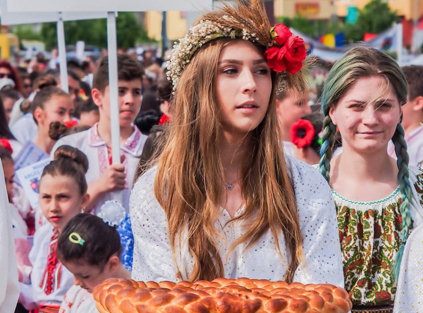 parada portuliui popular deschidere 1 Sursă foto: FB Primăria Orașului Mioveni
