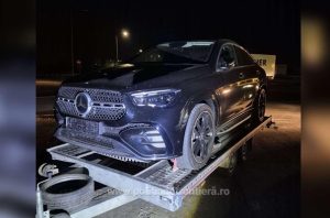 174617107980 500 S4 - Autoturism de 100.000 de euro, furat din Italia, descoperit de polițiștii de frontieră români