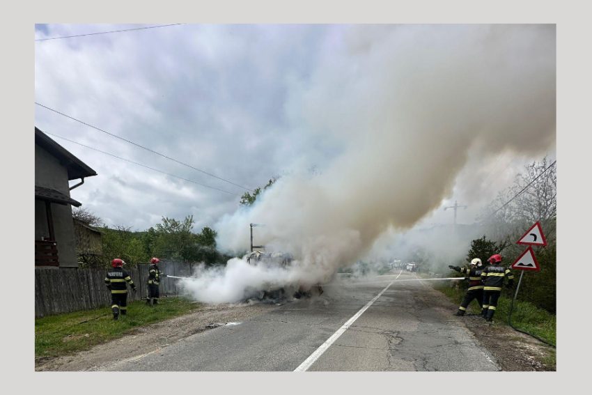 incendiu auto