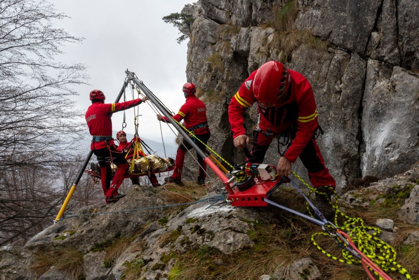 salvamont interventie munte salvamont interventie munte