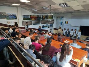Parteneriate și perspective de carieră: oferta educațională a Școlii Postliceale Christiana 1 Sursă foto: FB Primăria Orașului Mioveni.