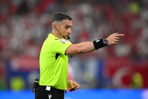 Arbitrul român Istvan Kovacs va conduce finala Ligii Campionilor 2025 1 Istvan Kovacs UEFA