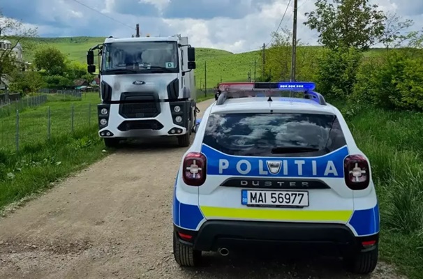 poliție accident cats 1 - Fost jucător de fotbal, în comă. A suferit un AVC!