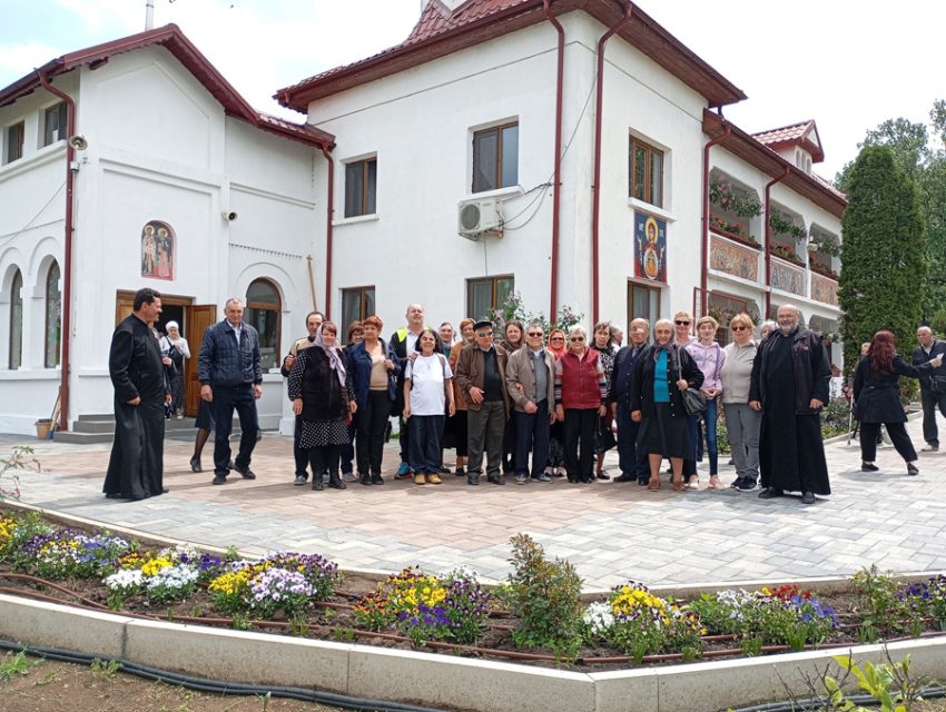 Sursă foto: FB Arhiepiscopia Argeșului și Muscelului.