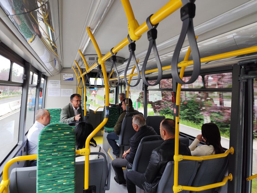 De joi. Autobuzele electrice intră în circulație pe rutele Mioveni–Davidești 2 Sursă foto: FB Primăria Orașului Mioveni